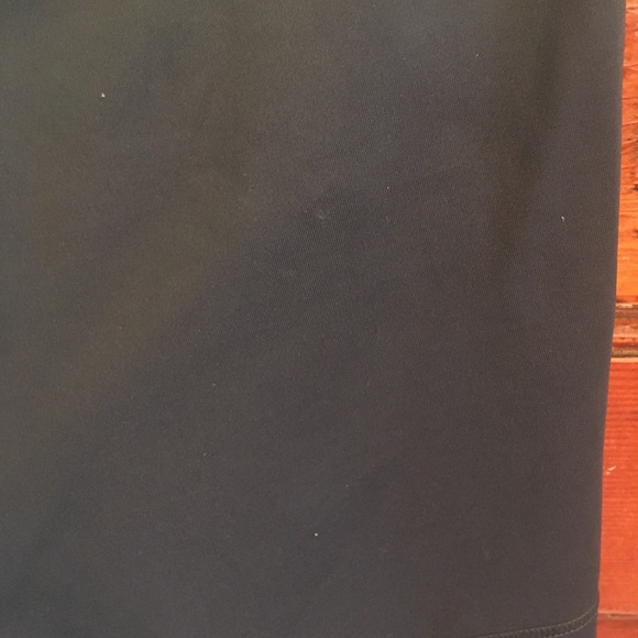 Adidas Girl Activewear Shorts Size 12-14 - Picture 9 of 9